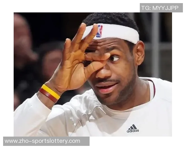 足球手势的魅力与技巧解析如何通过手势提升比赛中的沟通与配合